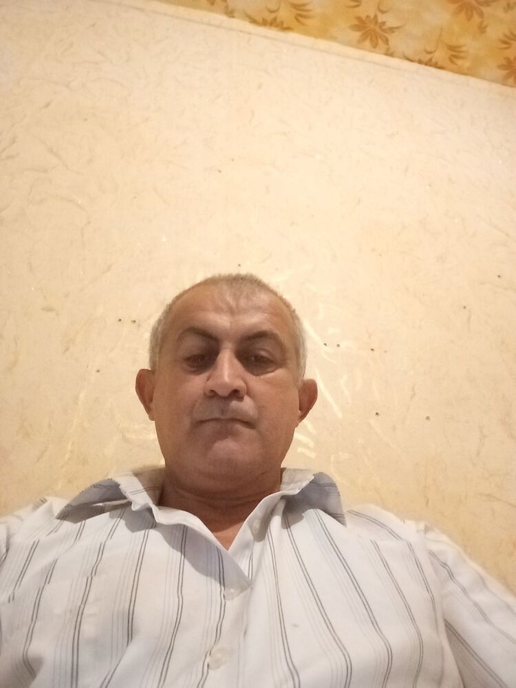  40458562  , 57 ,    