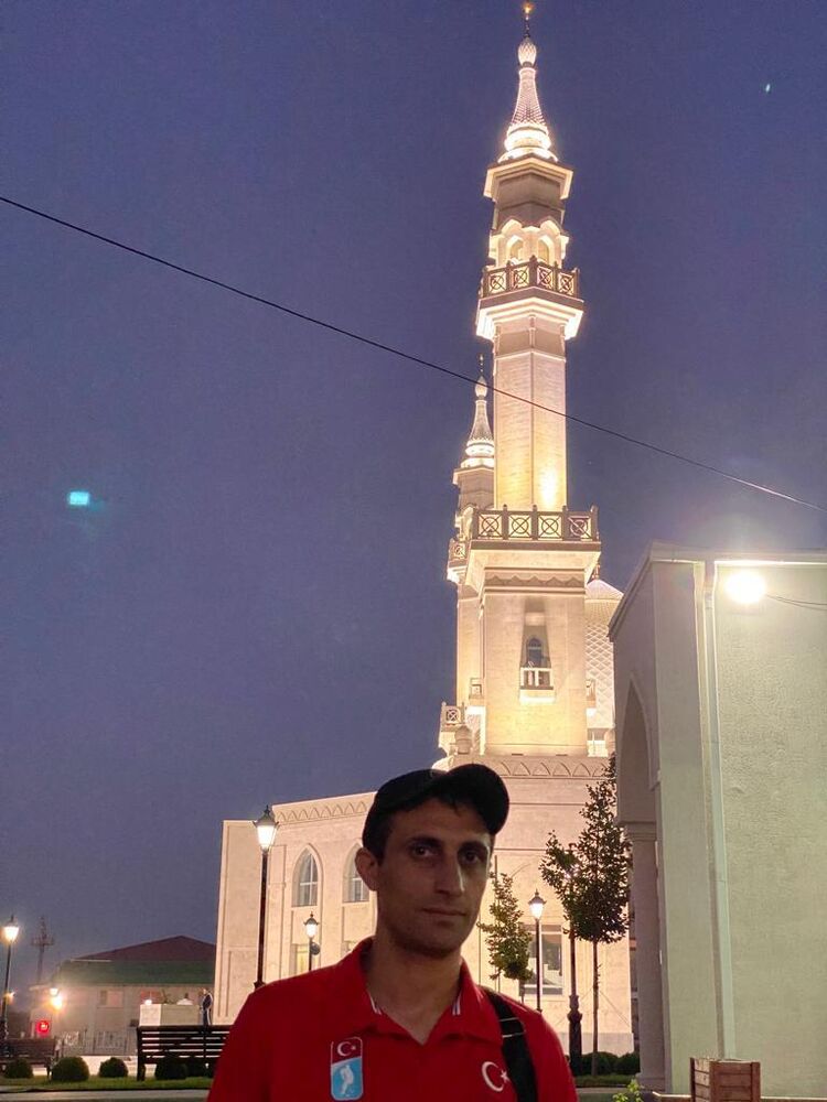  ,   Salim, 33 ,   ,   