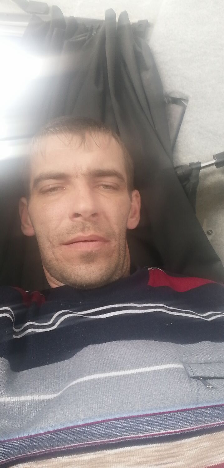  42404372  , 36 ,    