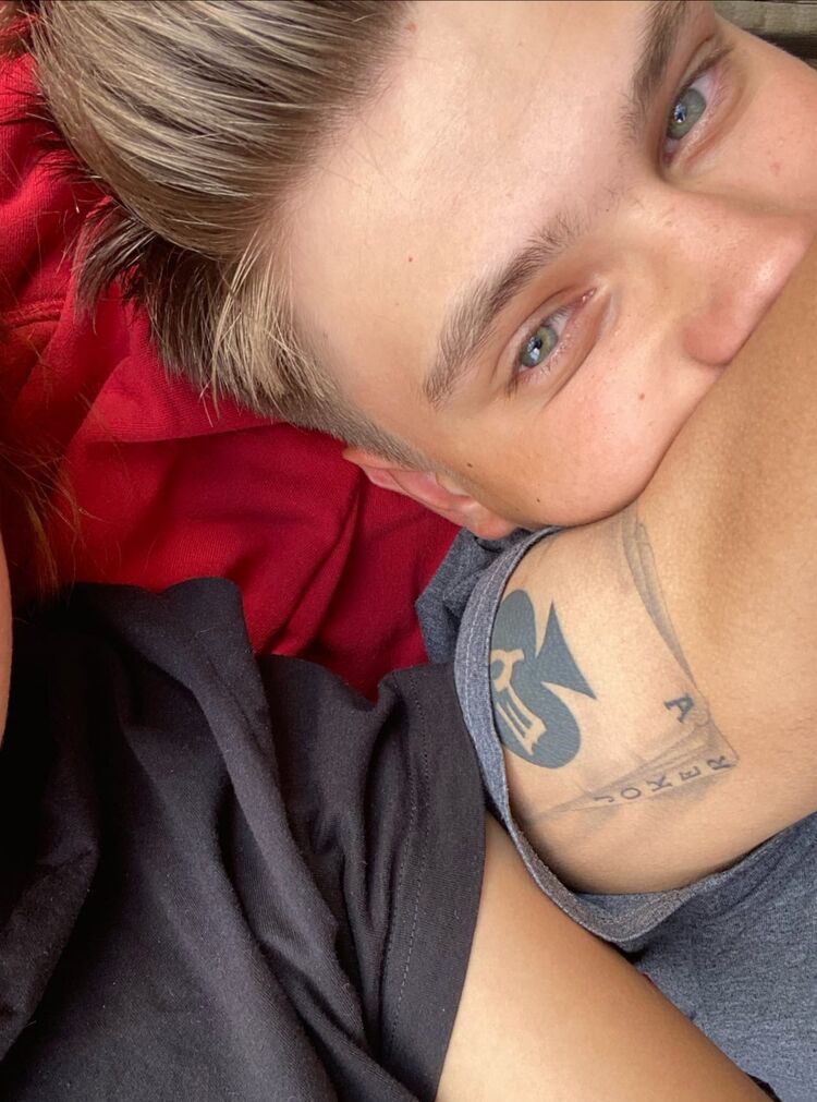  ,   , 22 ,   