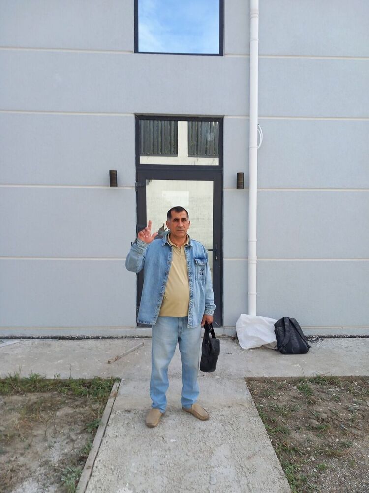  38779802  , 50 ,    