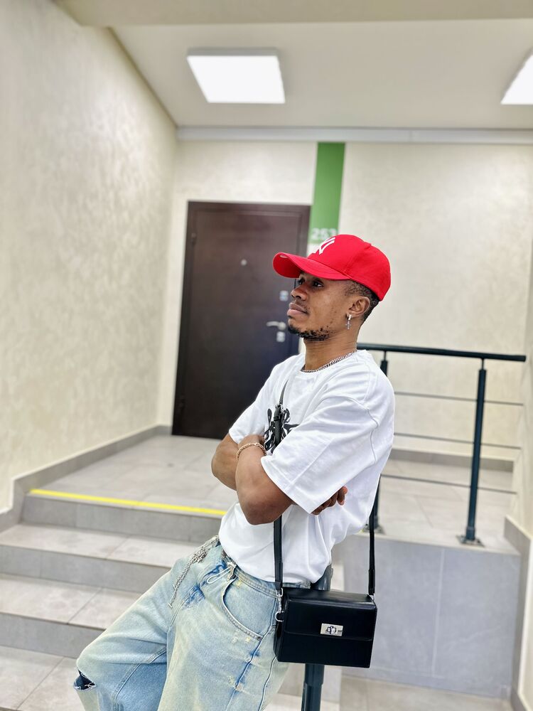 ���� 55930522 ������� Berto, 26 ���, ���� ���������� � Frankfurt Am Main