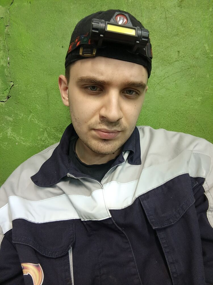  52880442  , 22 ,    