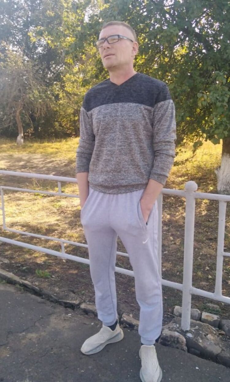  -,   , 42 ,   ,   
