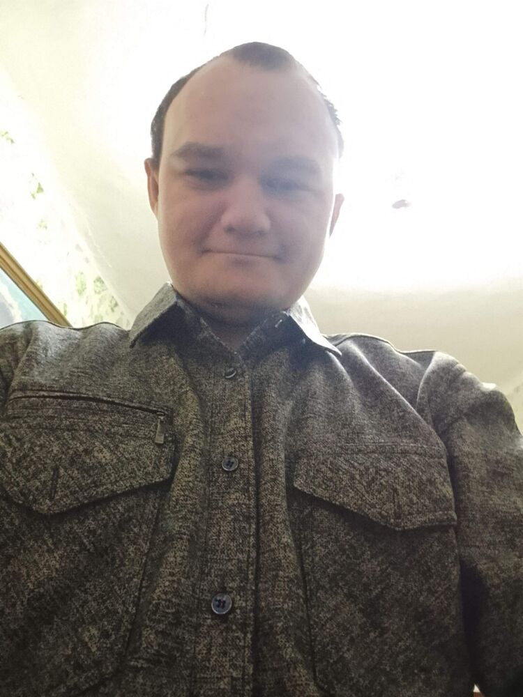  ,   Yury, 31 ,   ,   , 