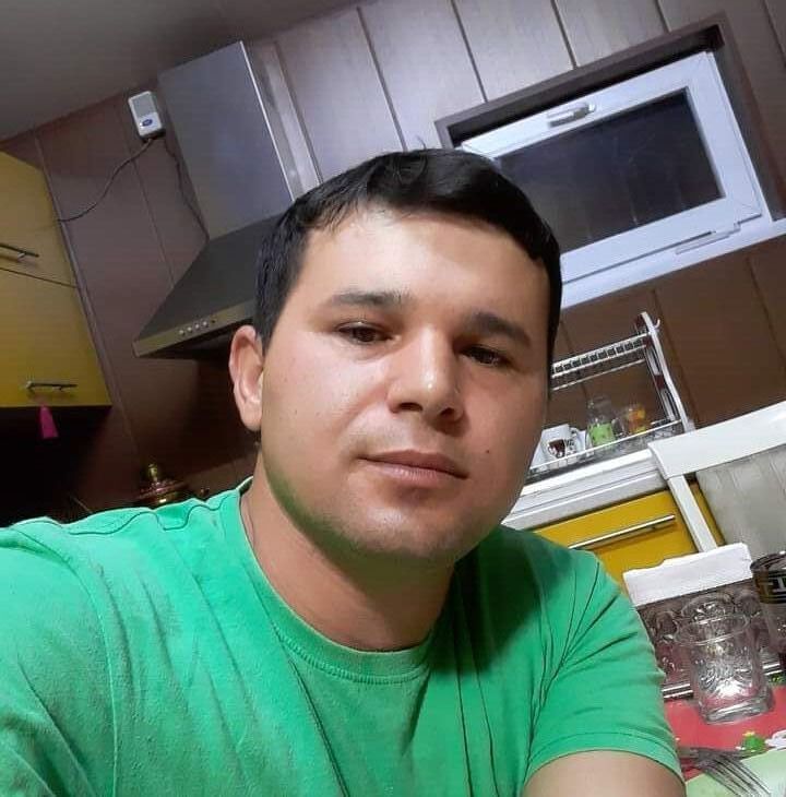  53718472  , 35 ,    
