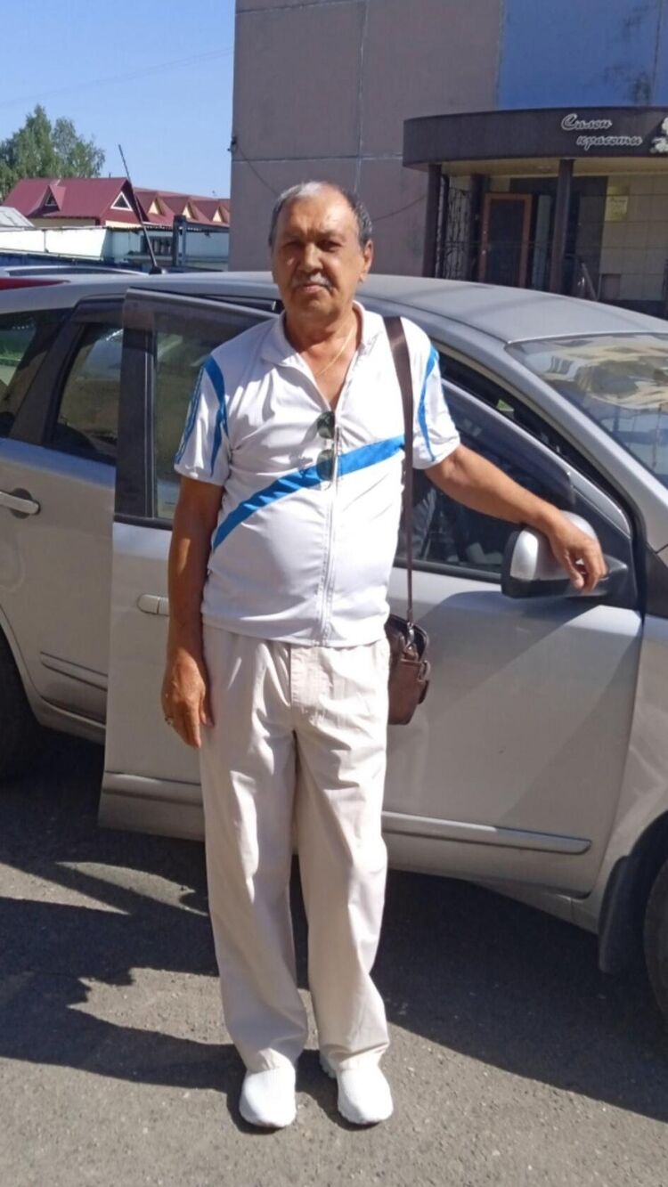  ,   Oleg, 70 ,   ,   