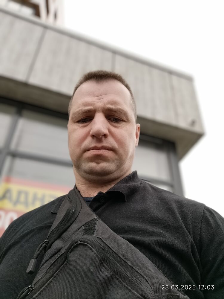 ,   Dima, 44 ,   ,   , c , 