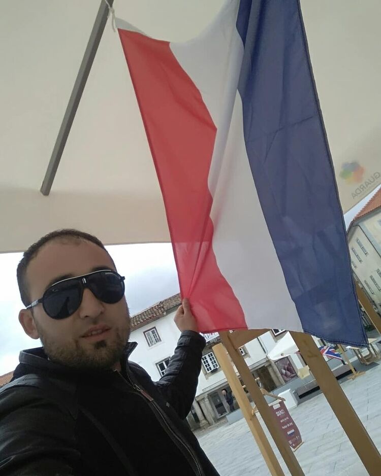  ,   Ibragim, 37 ,   ,   , c 