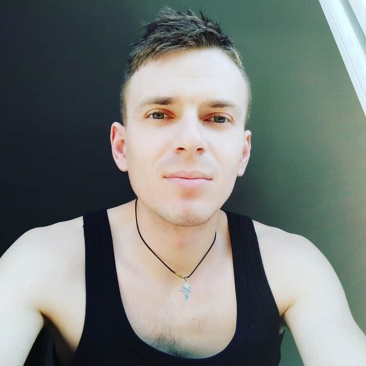  20602482  Andrei, 31 ,    Lyon 03