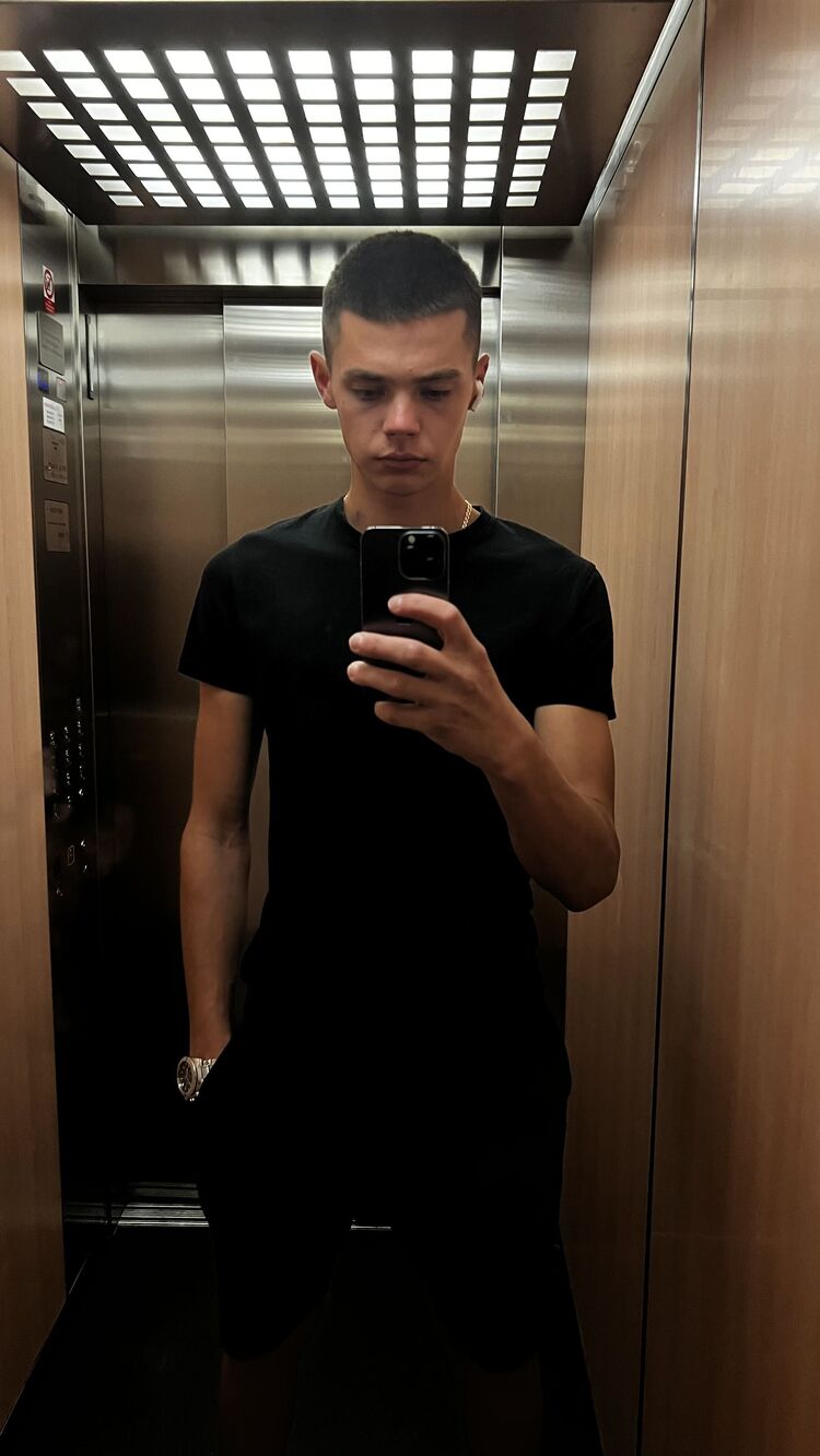  Letnany,   , 20 ,   ,   