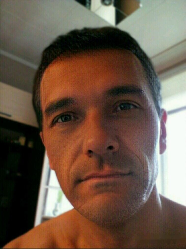  48301492  Misha, 53 ,    