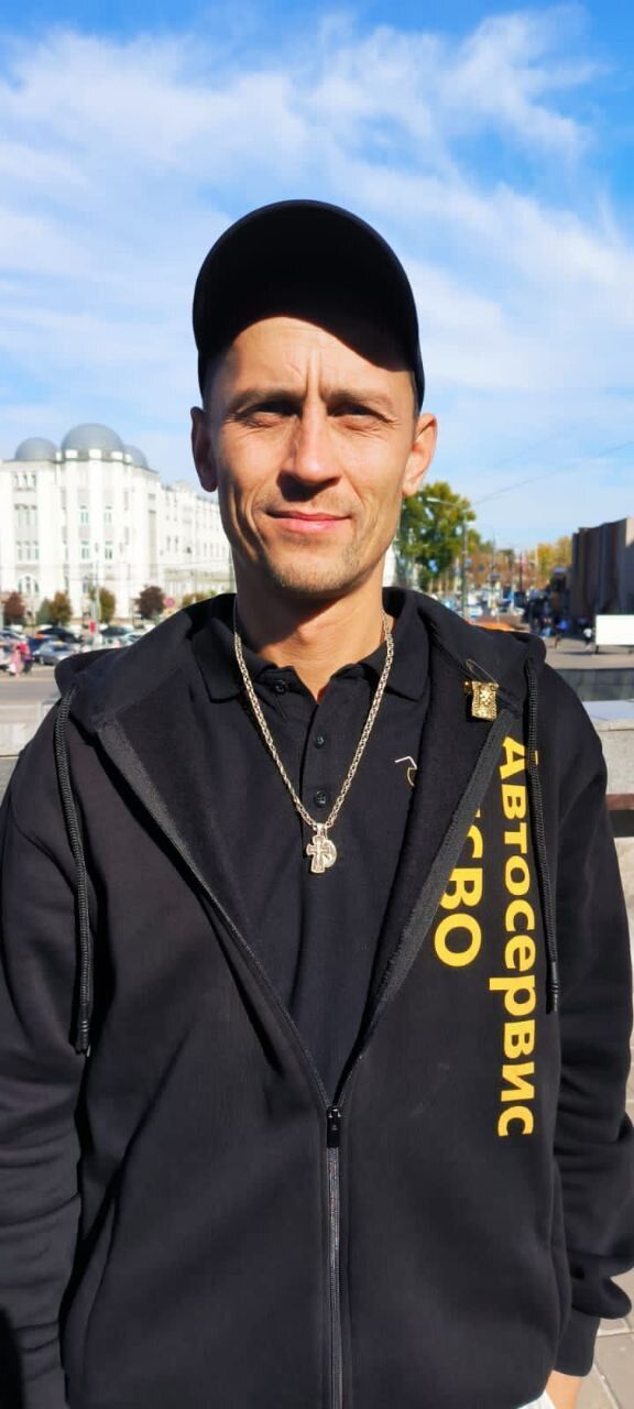  ,   Aleks, 37 ,   , 