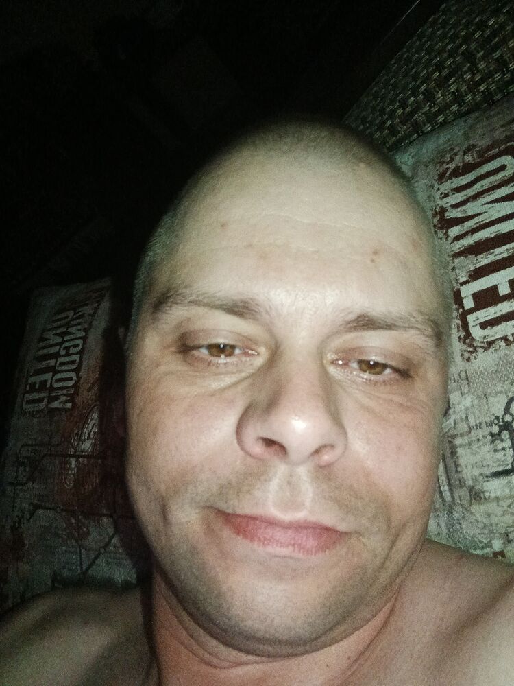  44003832  , 35 ,    
