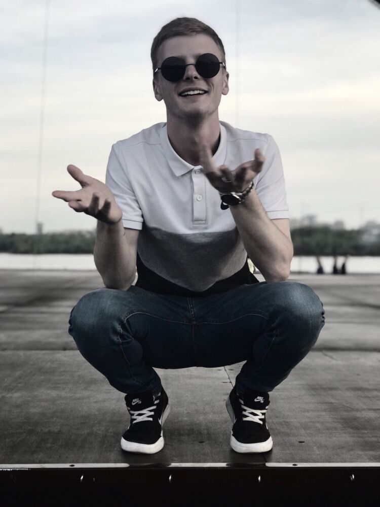 ���� 17869672 ������� ����, 34 ����, ���� ���������� � ������������