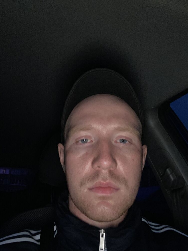  37118082  , 32 ,     