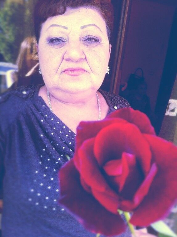  5881662  Svetlana, 70 ,    