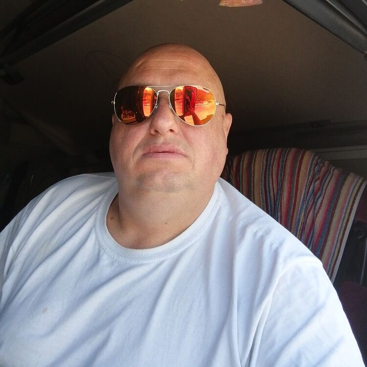  ,   Ihor, 46 ,   ,   , c 