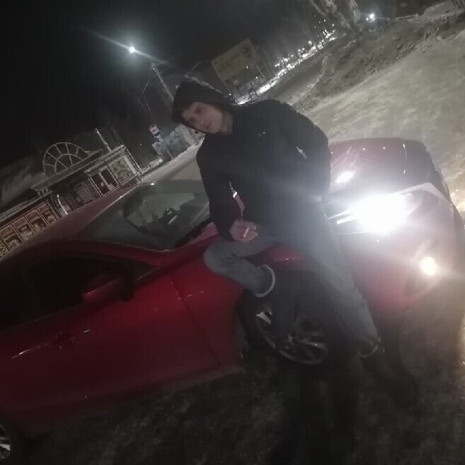  49652372  , 37 ,     
