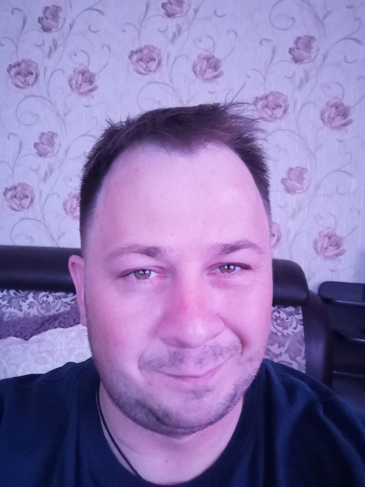  44136062  , 37 ,    