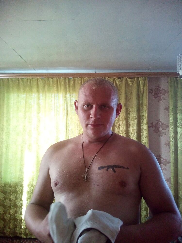  ,   Aleksandr, 33 ,   ,   , c 