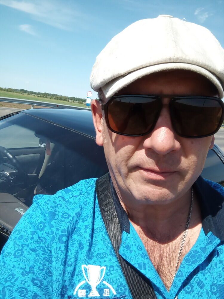  20517882  , 51 ,    