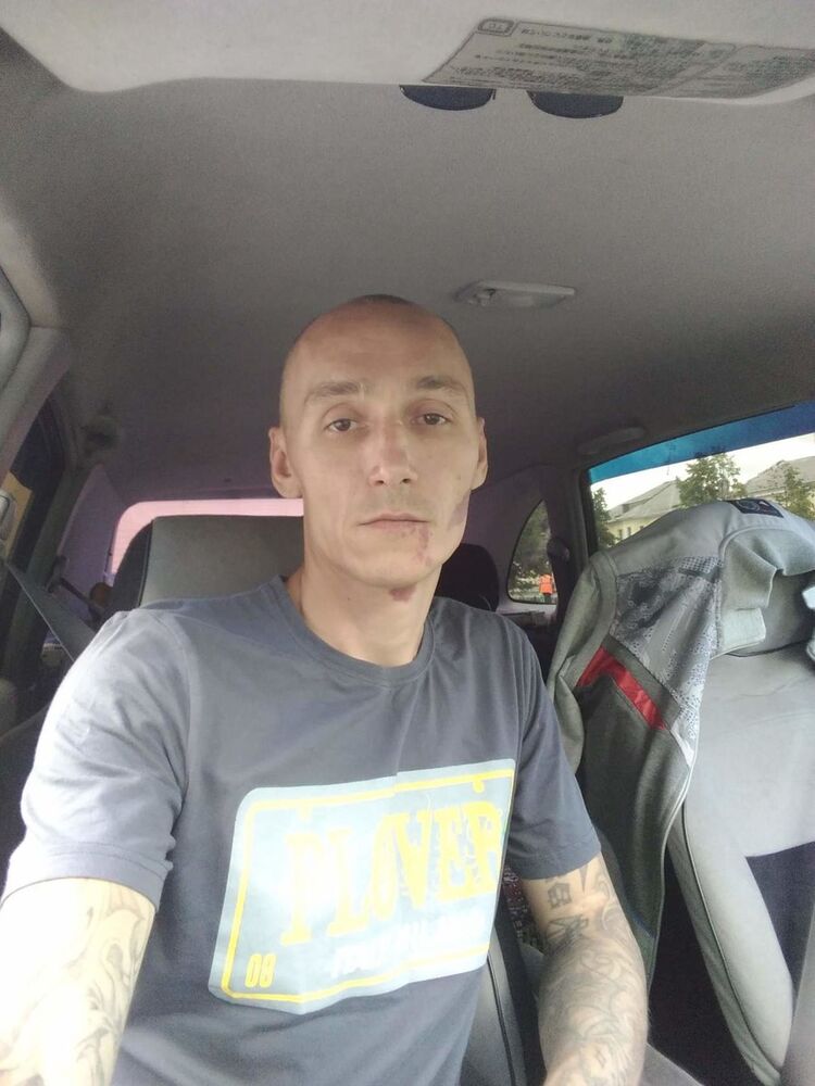  18740282  , 38 ,    