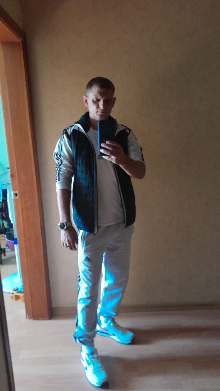 49565932  , 42 ,    