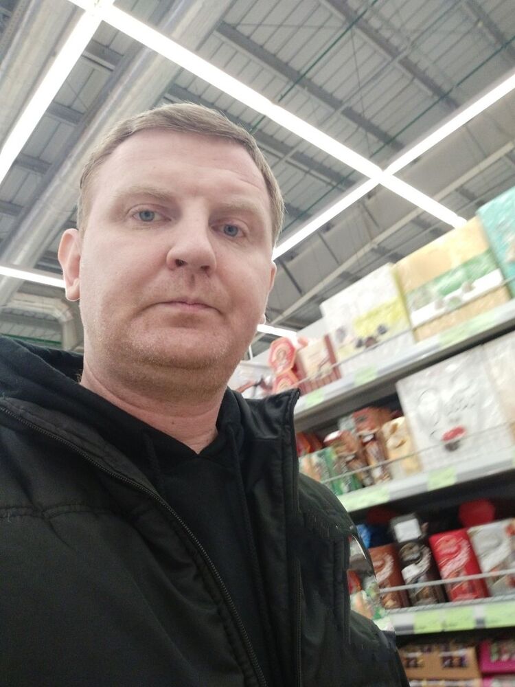  ,   Red, 43 ,   