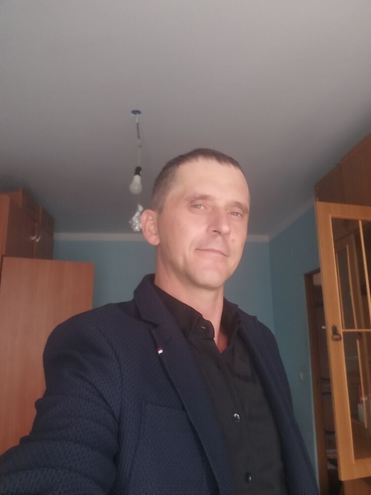  46903902  , 39 ,    