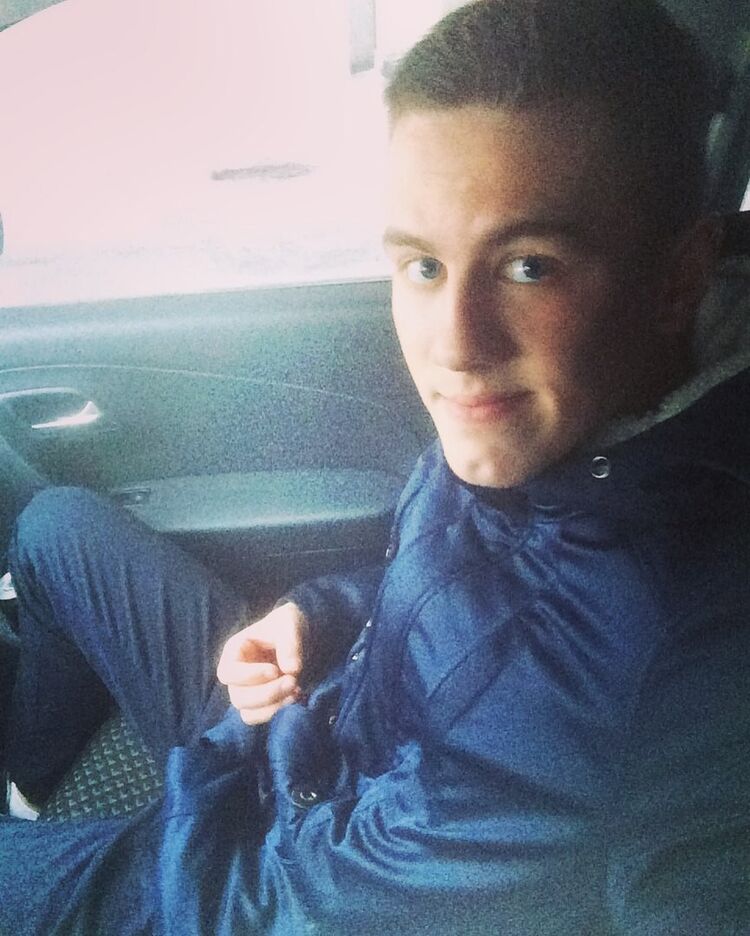  9030672  , 28 ,    -