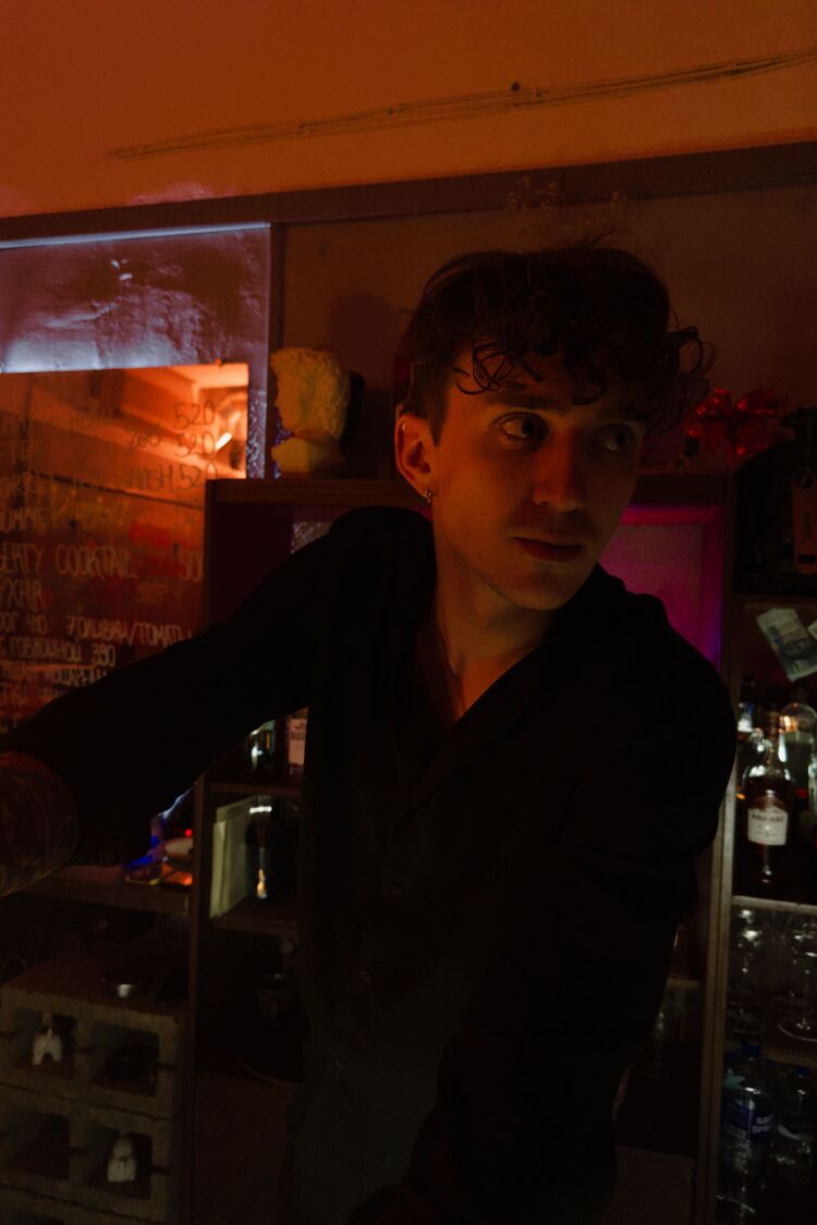  -,   Vladislav, 21 ,   ,   