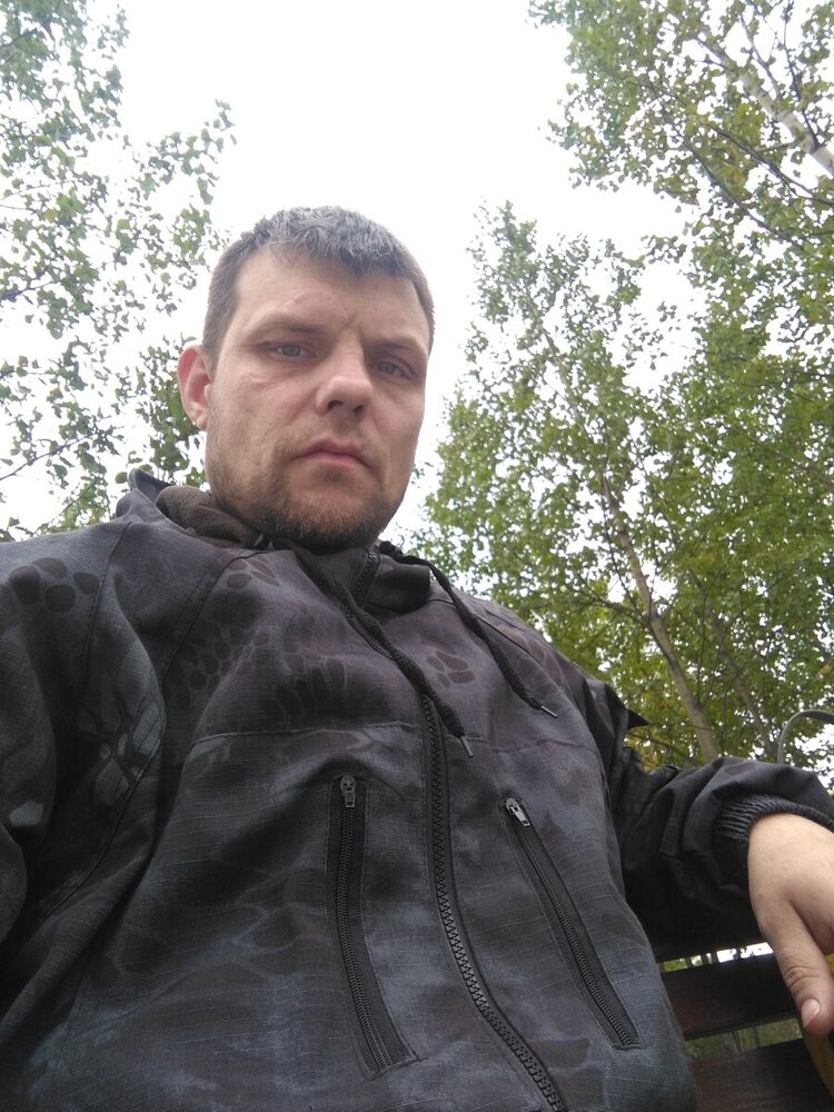  22357082  Mihail, 40 ,    