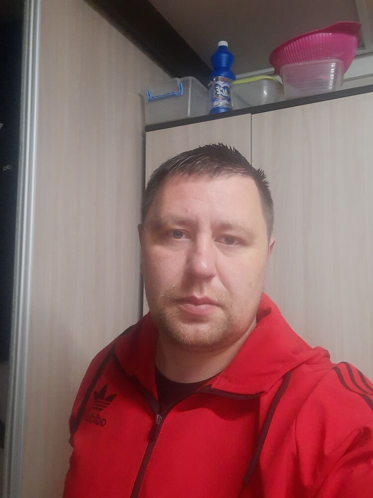  30349622  , 27 ,    