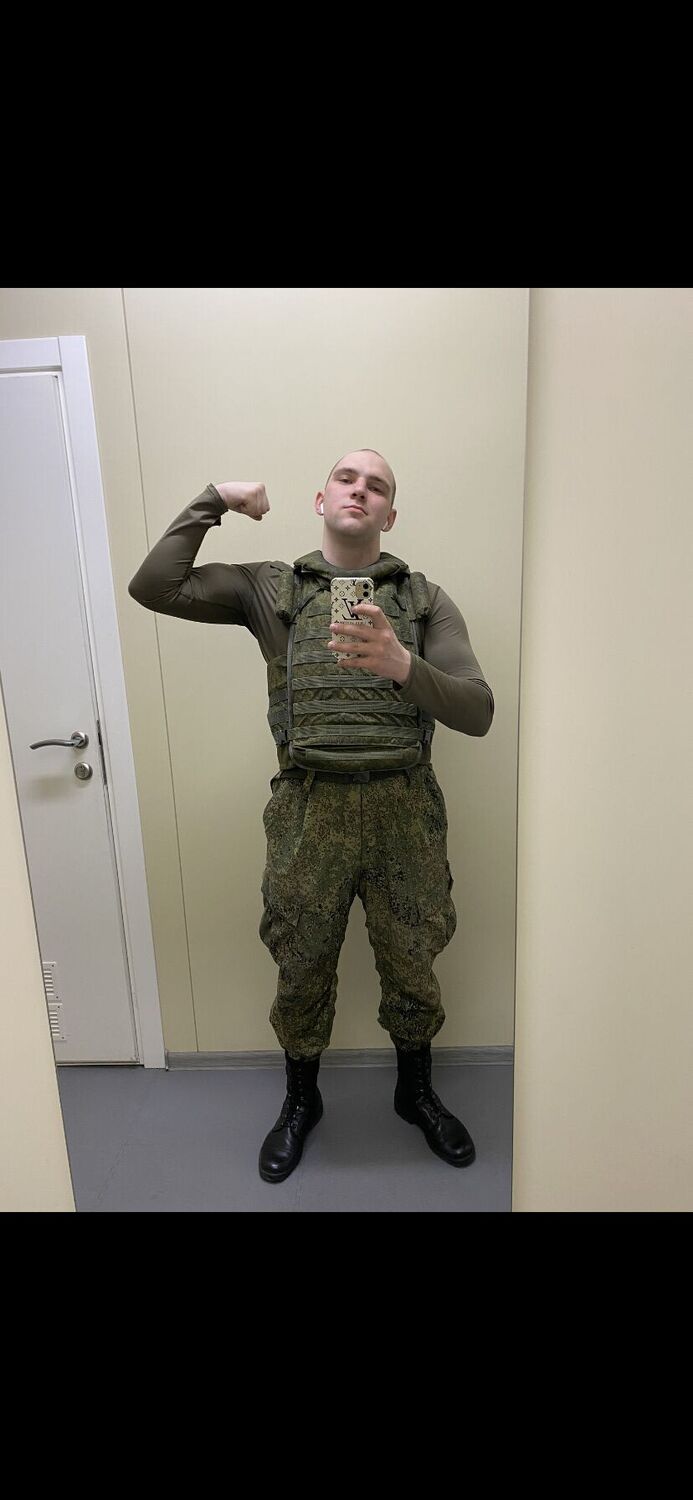  29936602  Aleksandr, 27 ,    