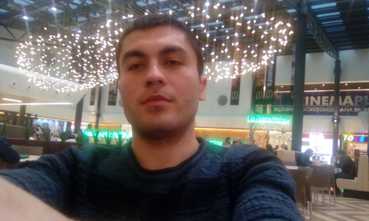  11903412  Ruhlan, 31 ,    