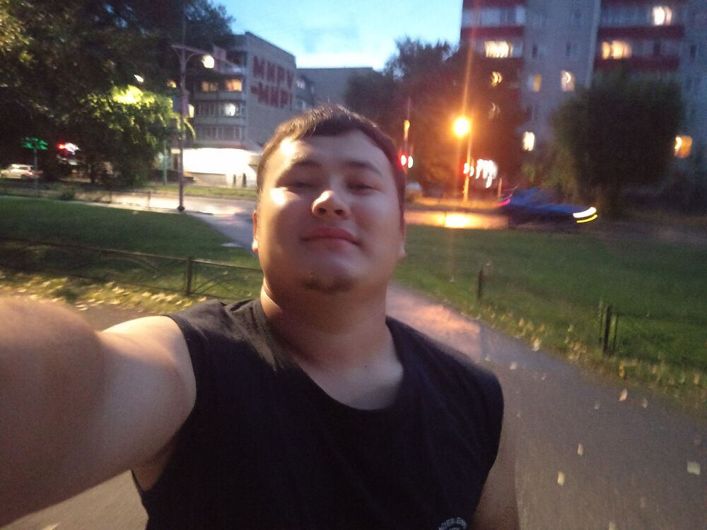  45293392  Rasul, 20 ,    