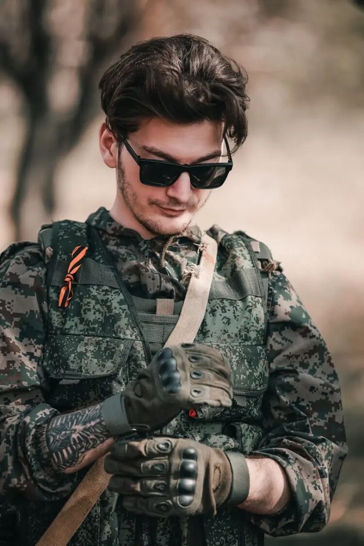  --,   Vladimir, 24 ,   ,   , c , 
