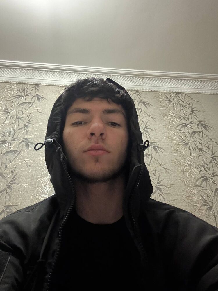  54625192  Hamza, 19 ,    