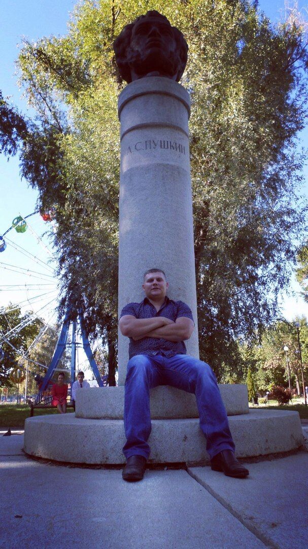  ,   Sergio, 39 ,   ,   , c 