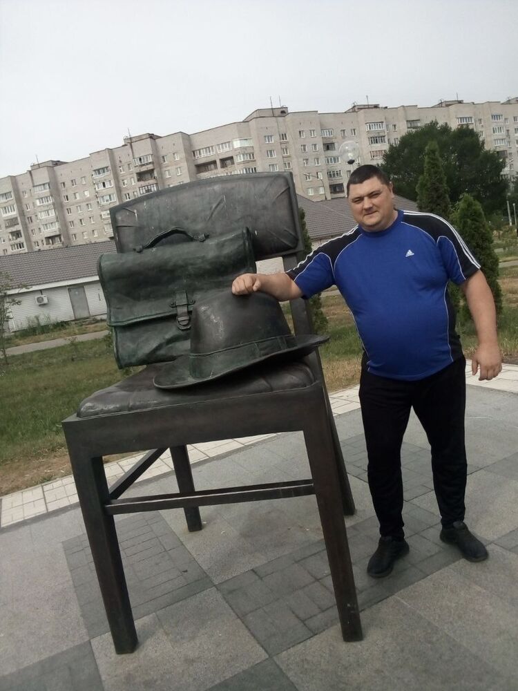  52805302  , 45 ,    