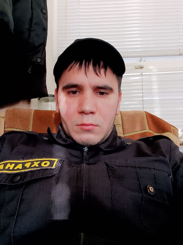  34322692  , 37 ,    