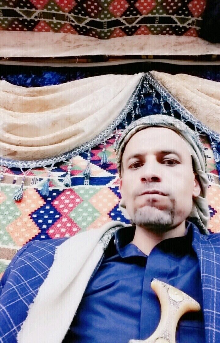  20310892  Rajeh, 41 ,    