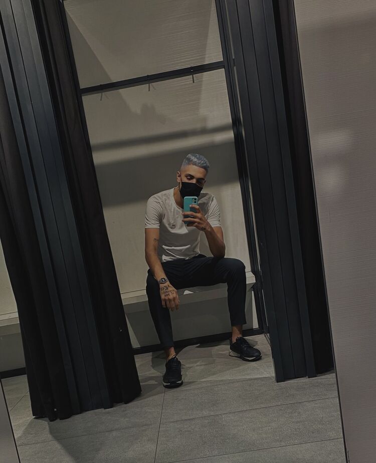  ,   Aziz, 26 ,   ,   , c 