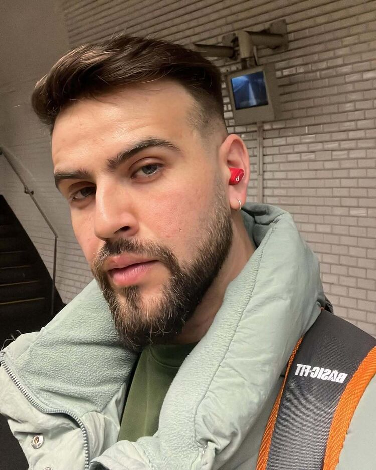 ���� 52384472 ������� ������, 33 ����, ���� ���������� � ����������