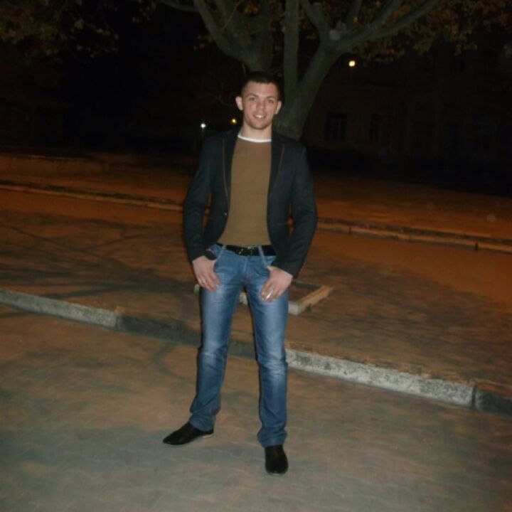  ,   Artur, 36 ,   ,   , c 
