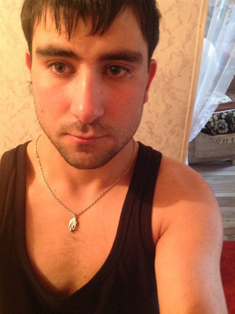  6447672  Arman, 33 ,    