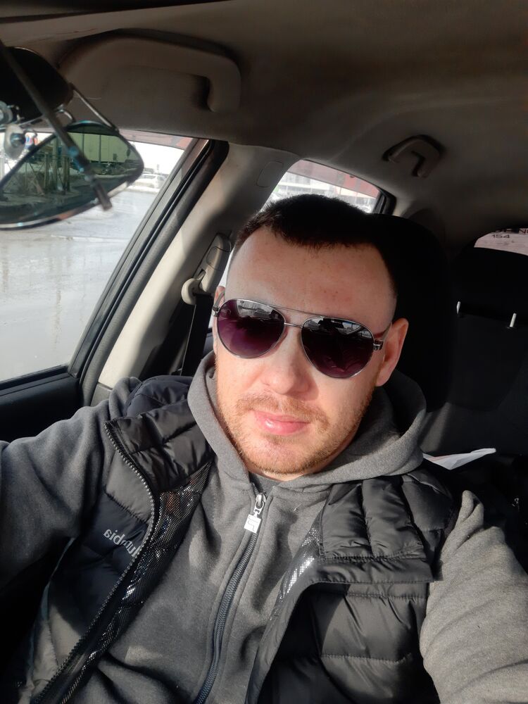  Acala del Rio,   Lisa, 35 ,   ,   