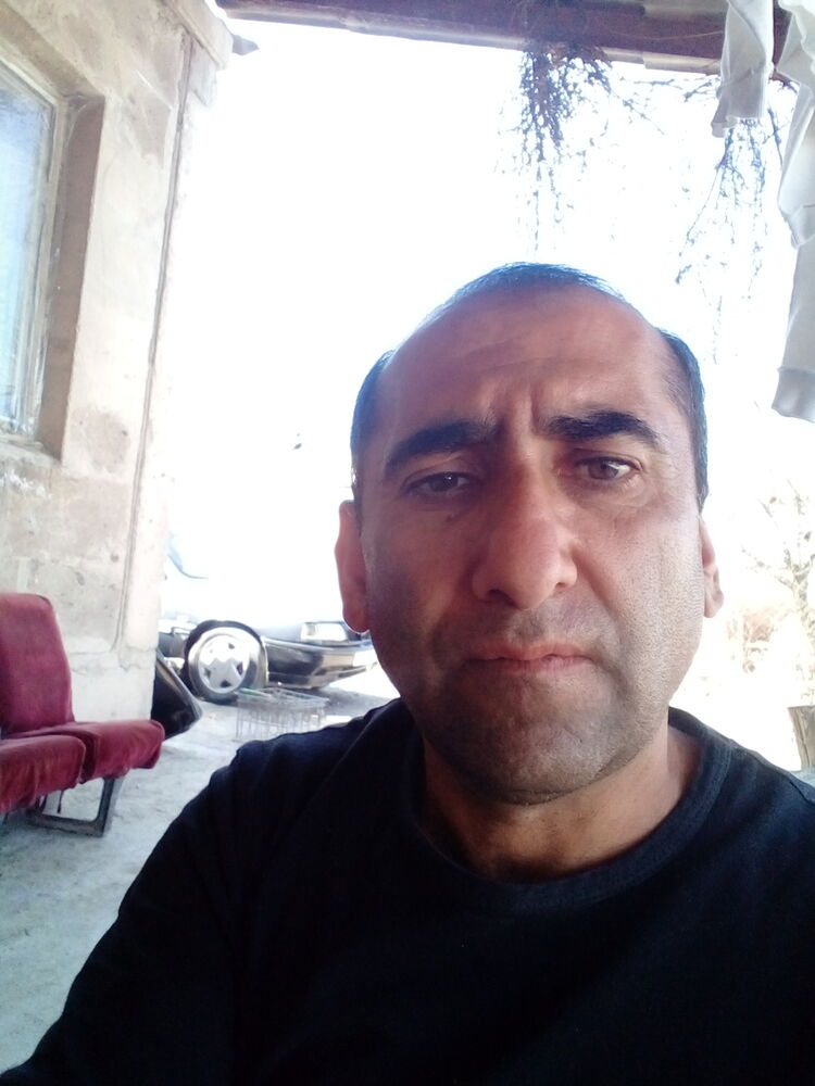  33466912  Sargis, 45 ,    