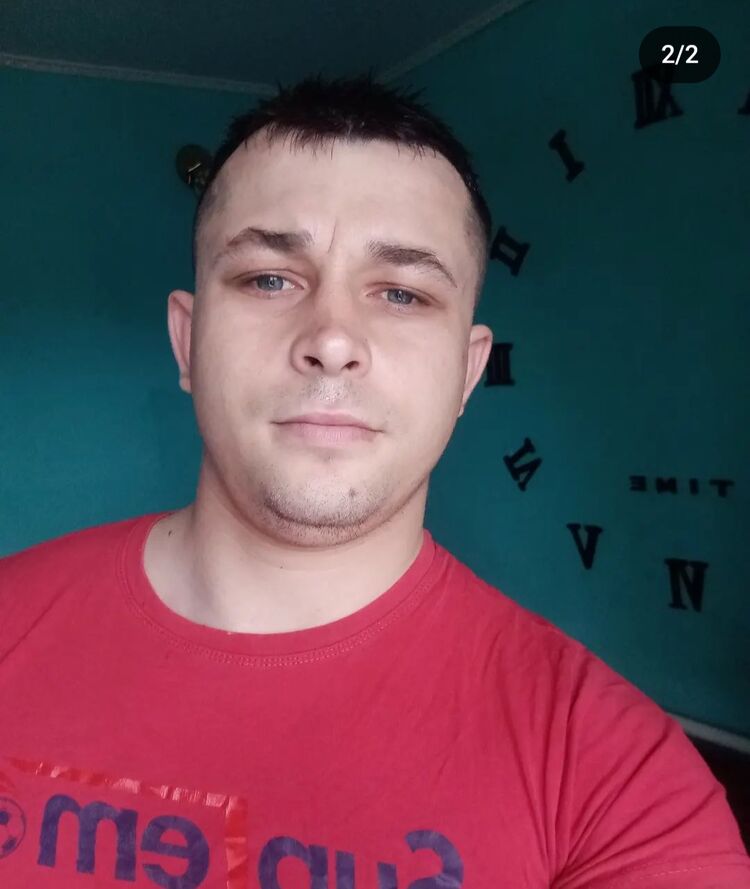  41157342  , 28 ,    